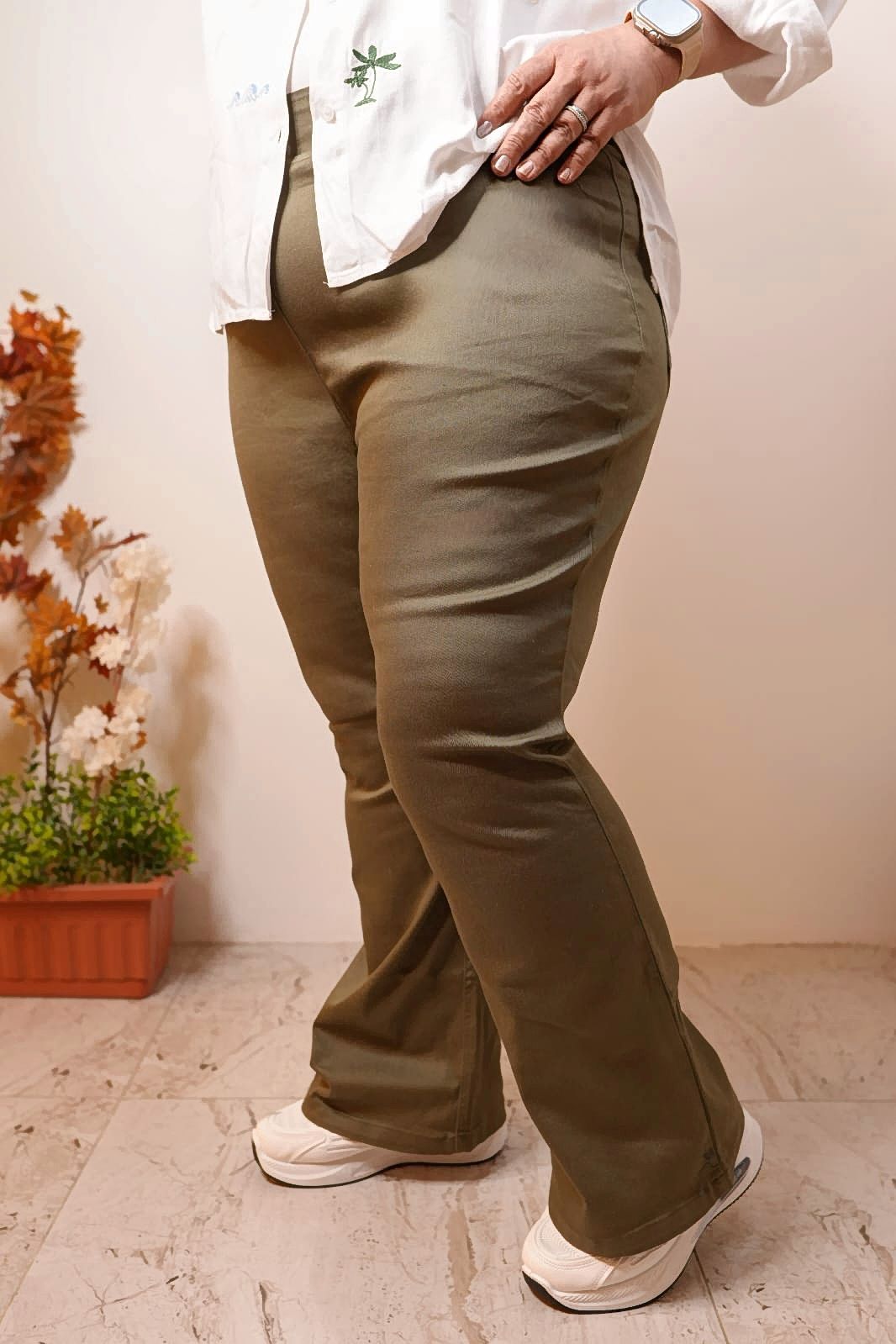 بنطلون جبردين شارلستون على ضيق زيتى